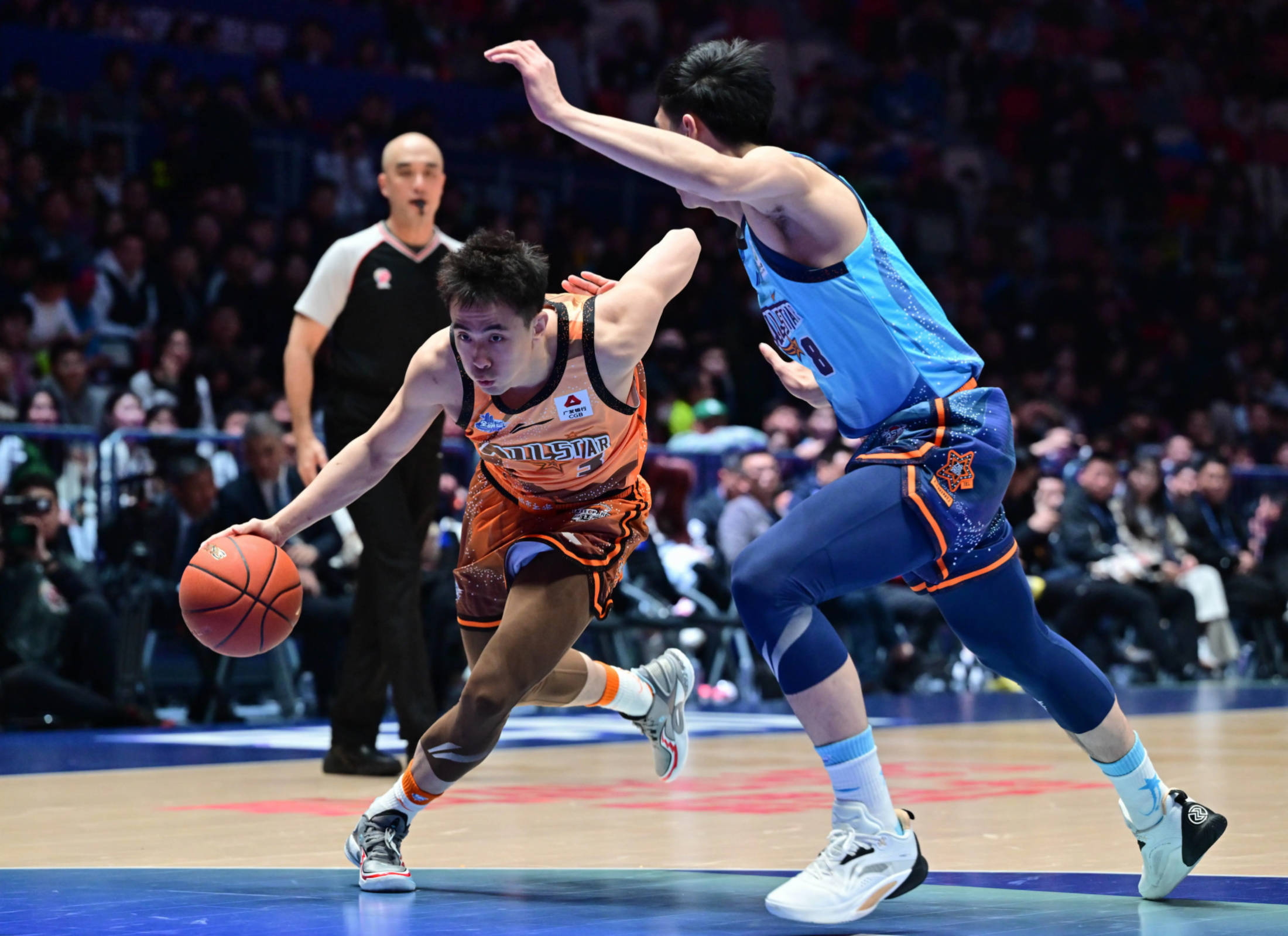 乐鱼体育在线-在北京队赛场上演全国篮球锦标赛，逆转，引发观众齐声高喊的简单介绍