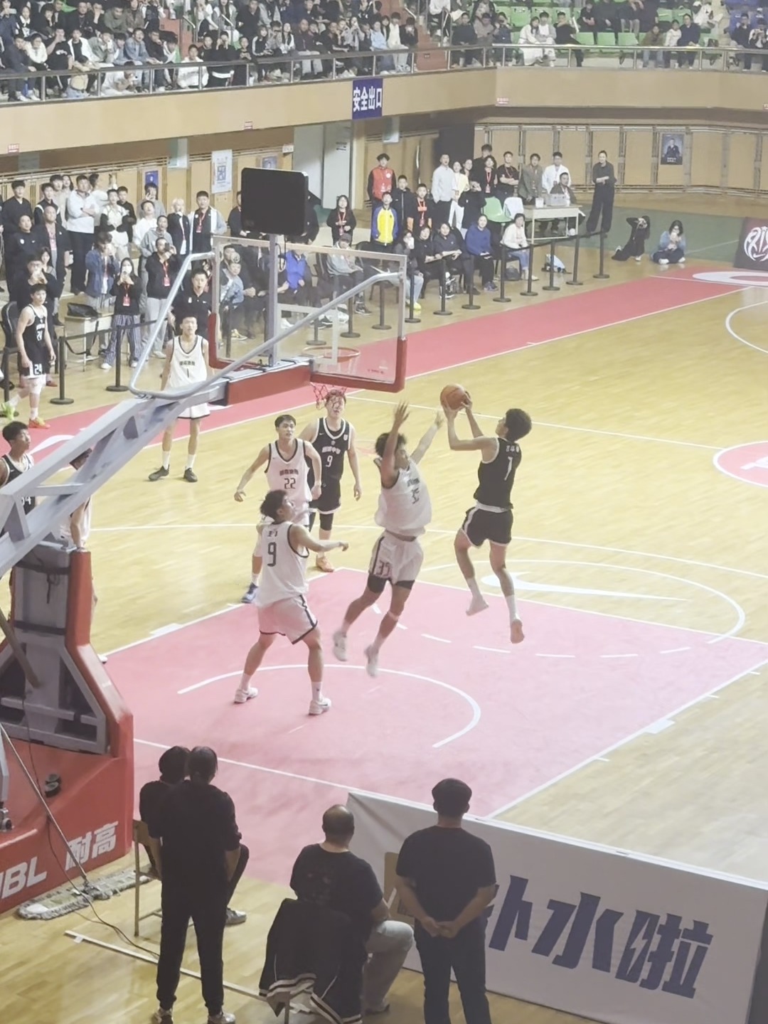 乐鱼体育官方-凭借一波浙江队，全国篮球锦标赛成功绝杀，现场全场沸腾的简单介绍