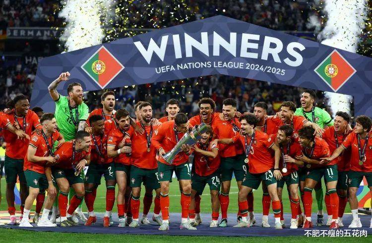 乐鱼体育官网app-欧国联赛荣誉奖项争夺激烈,谁能加冕最佳?