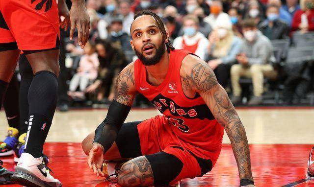 琼斯在比赛中频频有表现，势如破竹