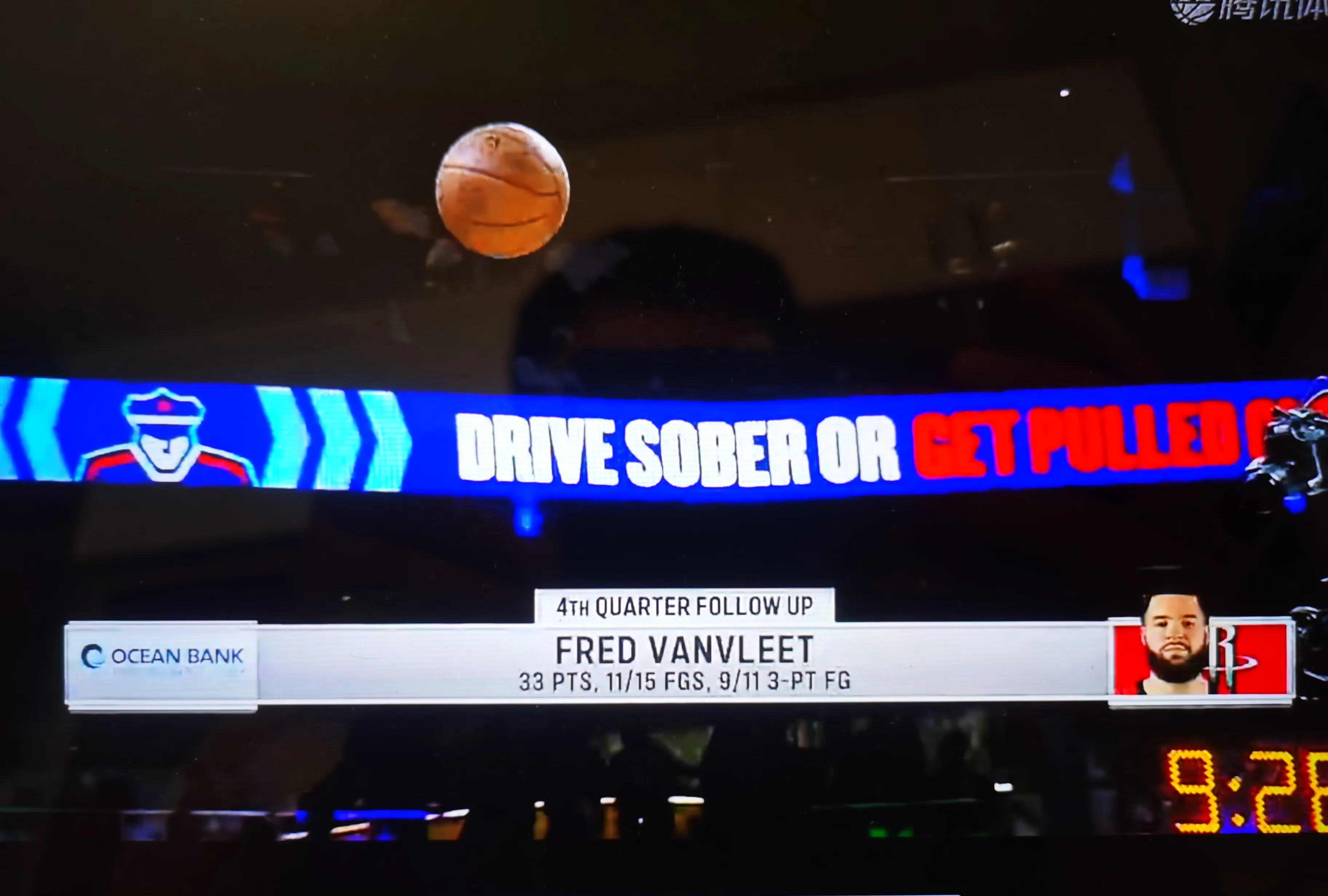 乐鱼体育网址-瞬间爆发：比赛高潮迭起，火花四射