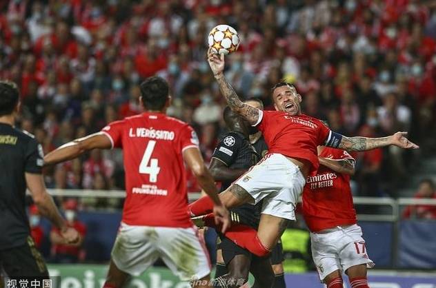 乐鱼体育官方-关于汉诺威主场逼平拜仁慕尼黑，取得一分的信息