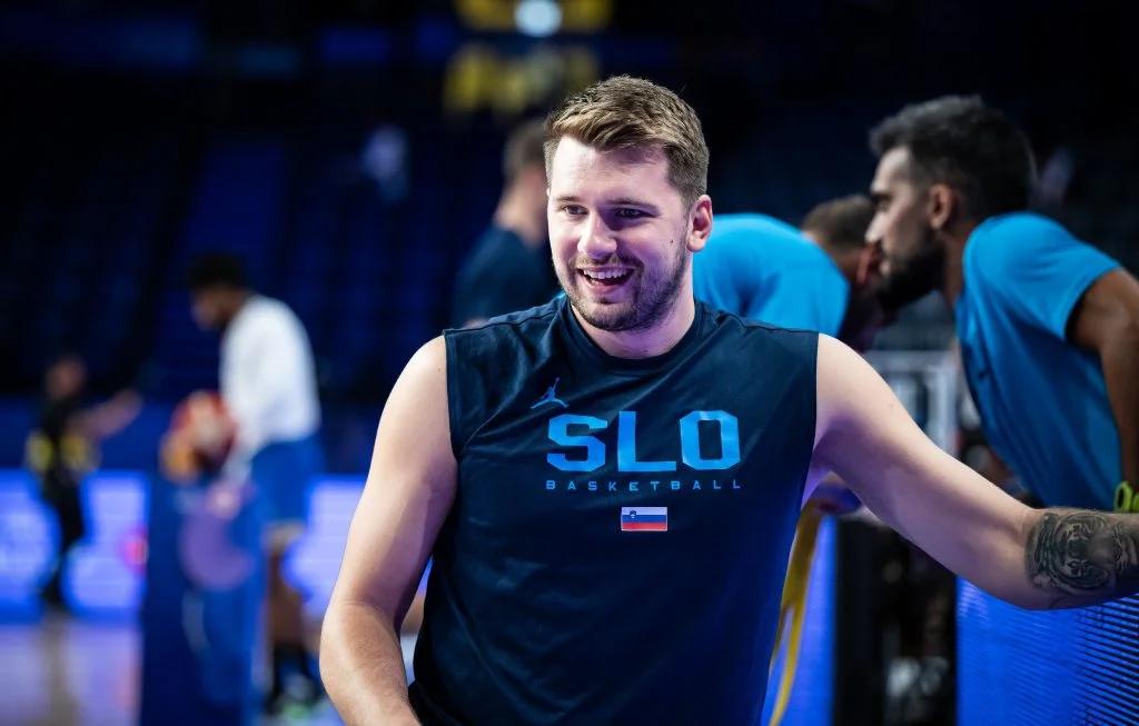 关于世界杯预选赛：澳大利亚队大胜委内瑞拉取得连胜的信息