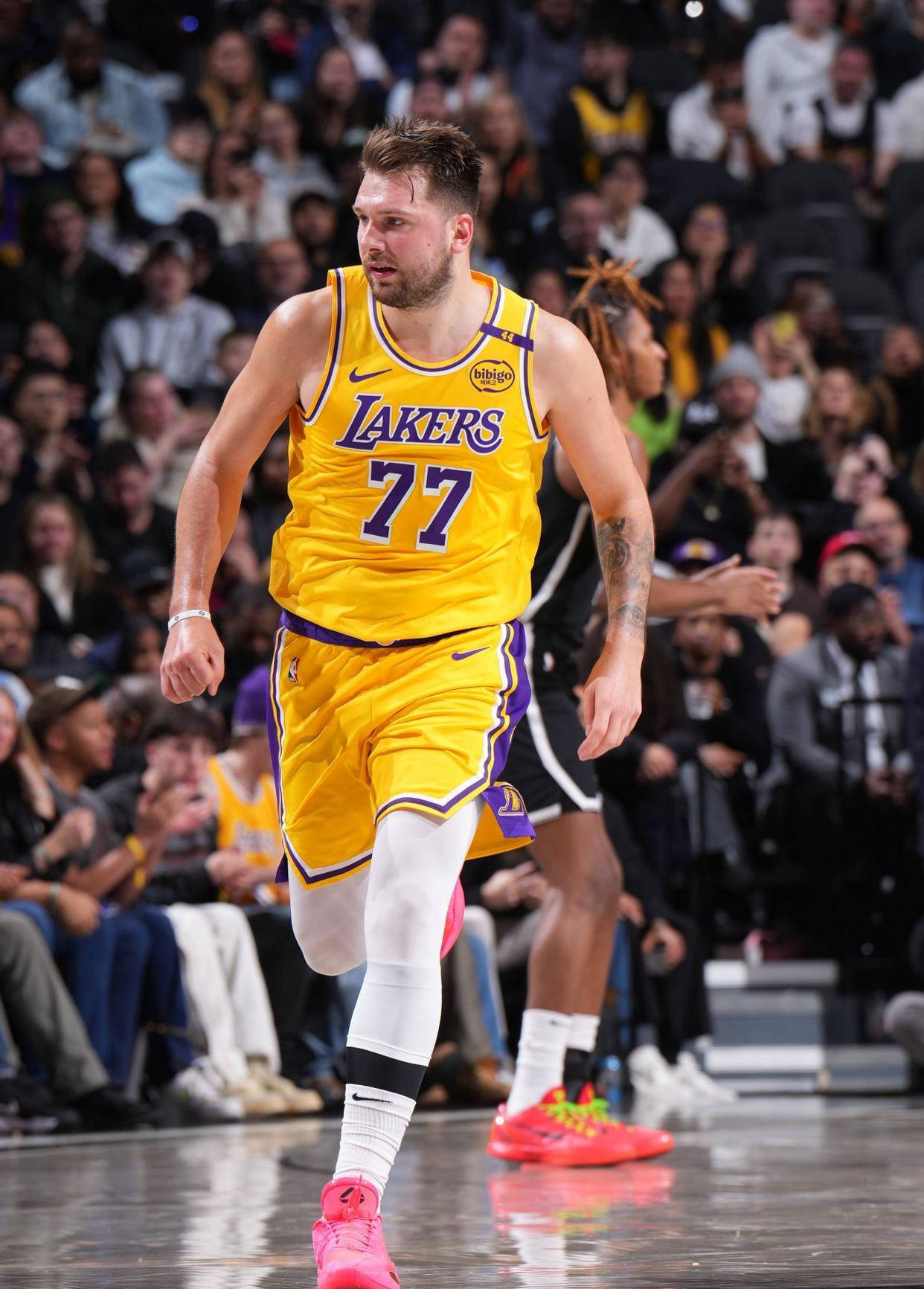 关于湖人正考虑与勇士交易,寻求明尼阿波利斯近期离队球员的信息 关于湖人正考虑与勇士交易,寻求明尼阿波利斯近期离队球员的信息