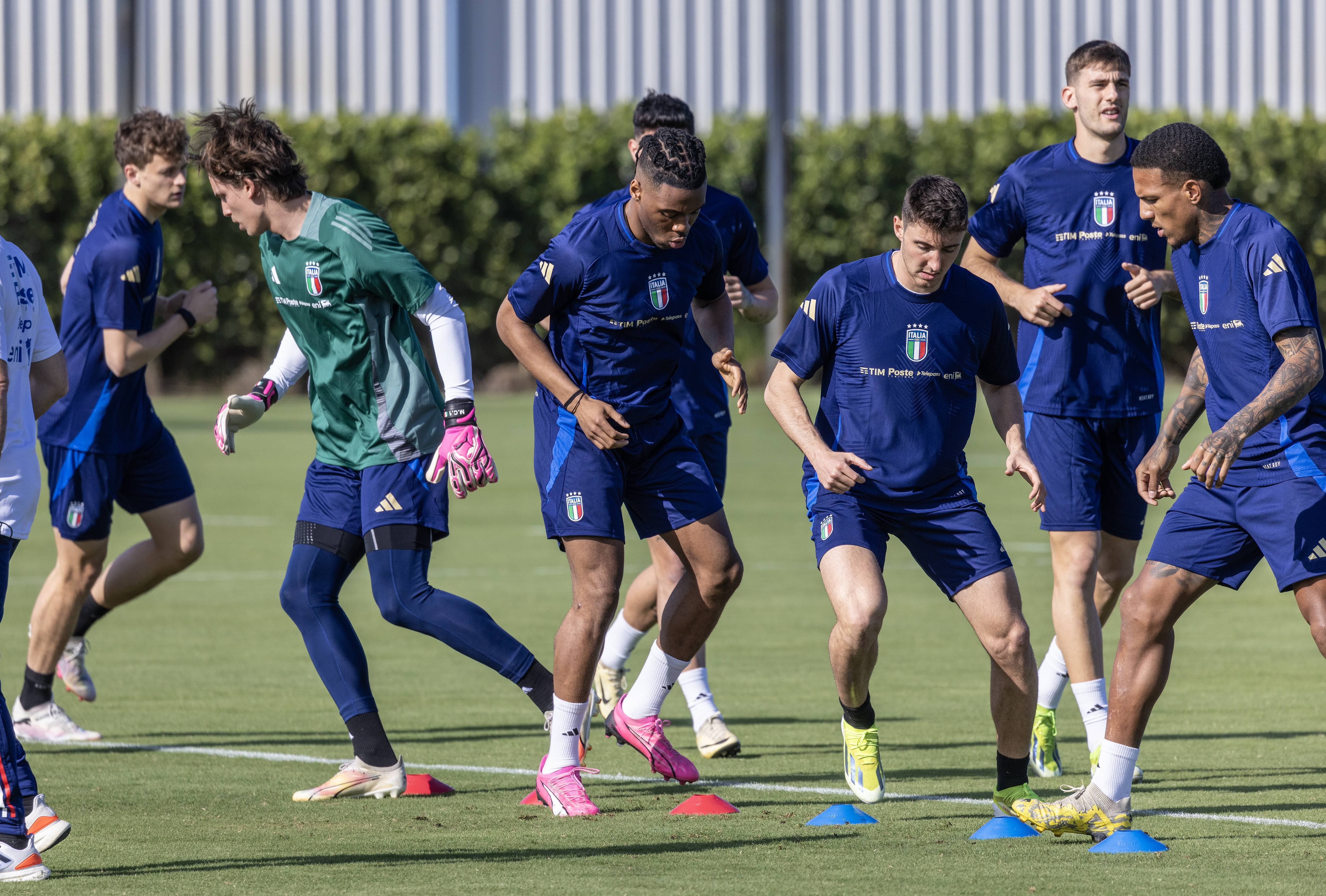 乐鱼体育在线-意大利遭遇挫败,无缘欧国联四强的简单介绍