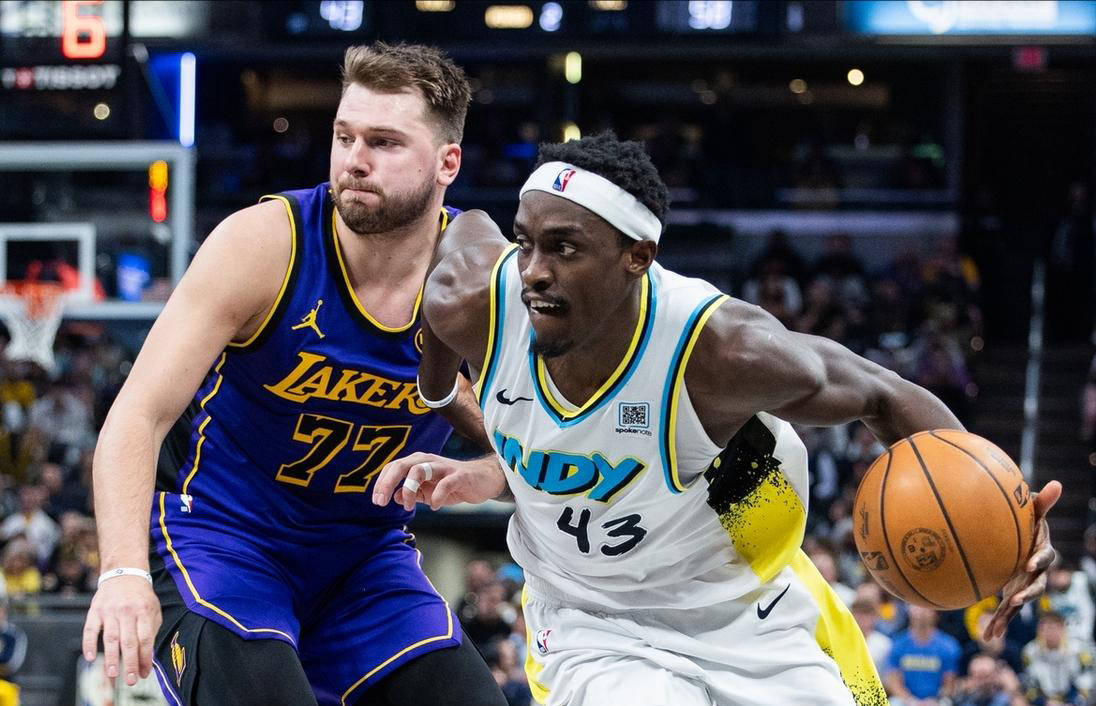 湖人全队状态回升，再胜独行侠！