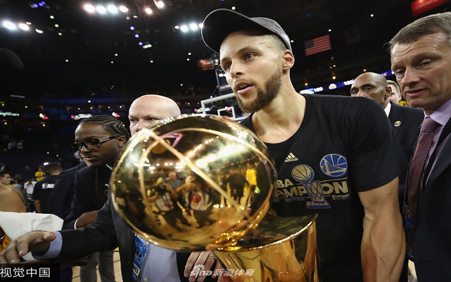 公牛再胜勇士，沃克15分送关键三分的简单介绍