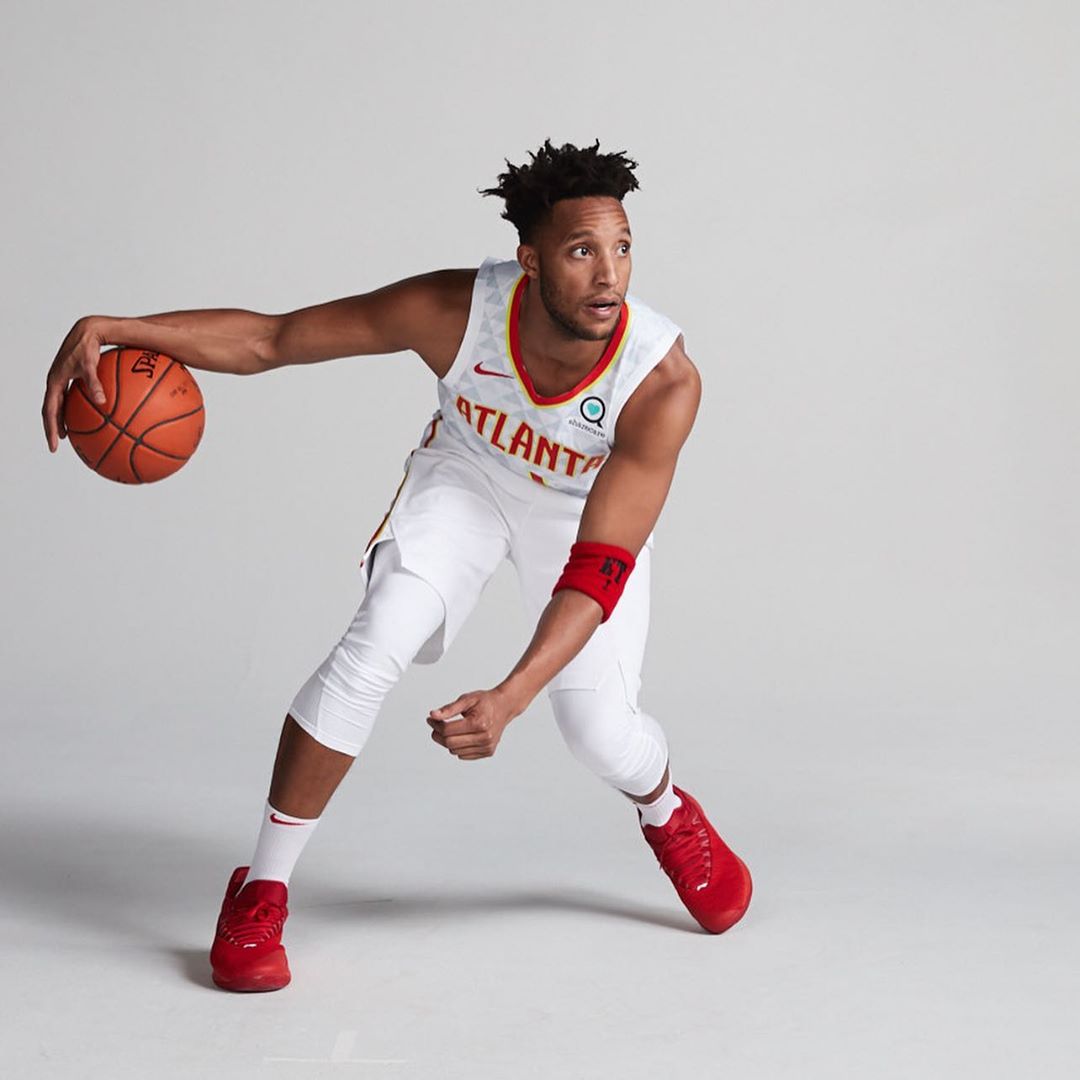 乐鱼体育馆-开拓者惜败老鹰保级形势严峻的简单介绍